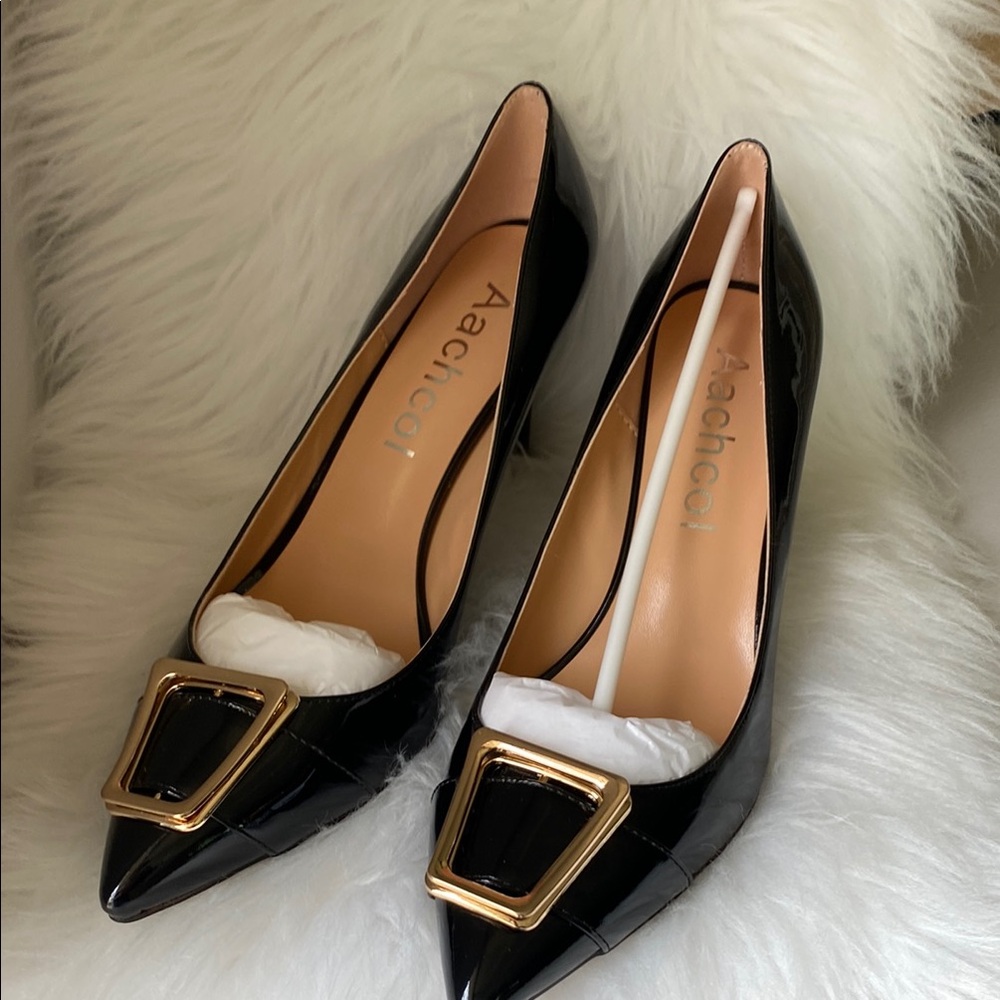 Black Women's Shoes with Gold Accent